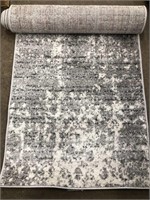 SMOKY CARPET RUNNER APPROXIMATELY 2FT5IN X 9FT6IN