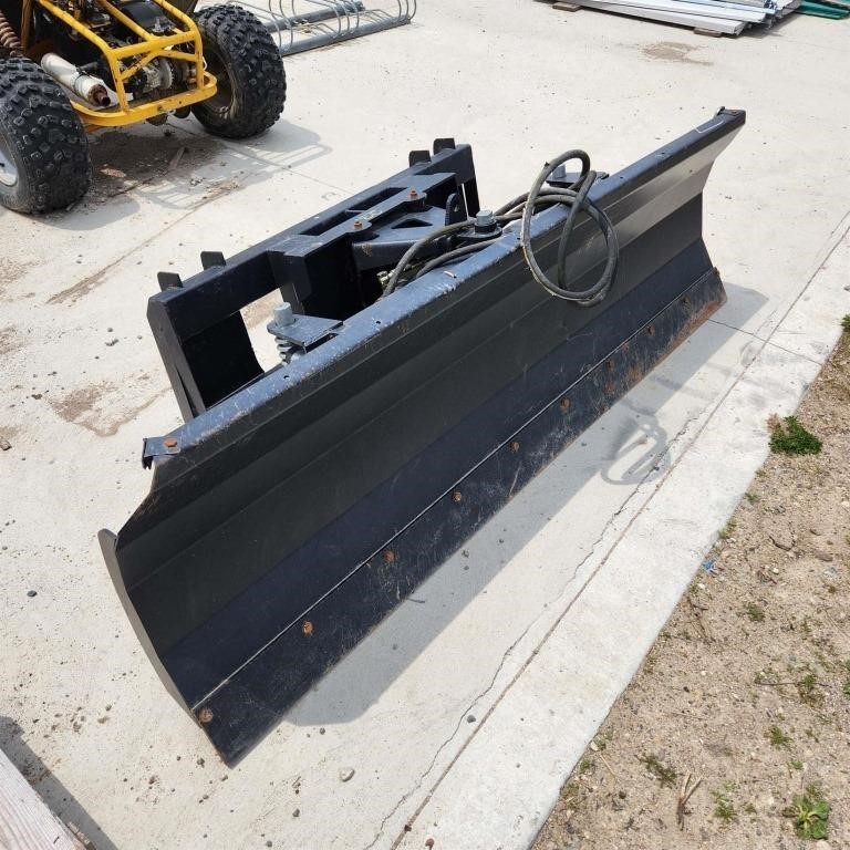 7' Skid Steer Mount Hyd. Angle Blade