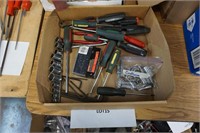 assort. Craftsman screwdrivers & sockets
