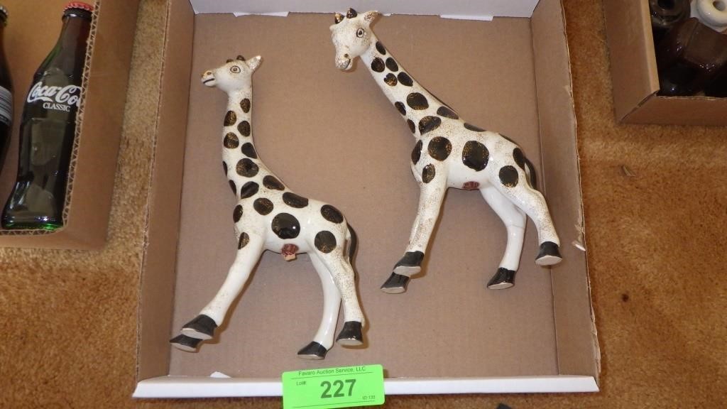 VINTAGE LEFTON GIRAFFE FIGURINES (CRACK & CHIP>>>>