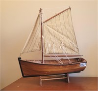 15" x 18" Wooden Sailboat Model Cloth Sail Oars