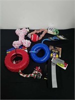 News rope, squeaky, and durable pet toys with a