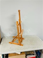 33" tall free standing art easel - adjustable