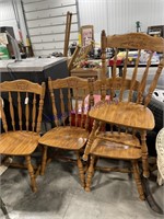 SET OF 4 WOOD KITCHEN CHAIRS