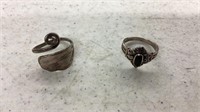 Rings Sterling Silver (2)
(1) Adjustable 
(1)