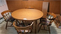 Dining Room Table with Four Chairs and Two Leaves