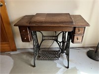 antique singer sewing machine