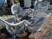 6 Pc White Wicker Tables, Chairs. As Is