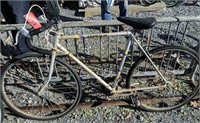 Silver Aspen 10 Men's Road Bicycle