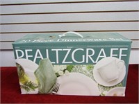 New Pfaltzgraff 20 pc dinner set.