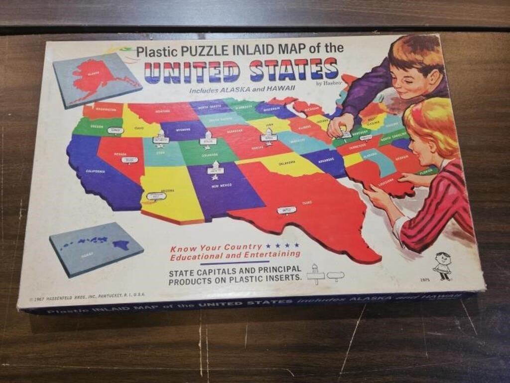 1967 PLASTIC PUZZLE INLAID MAP  THE UNITED STATES
