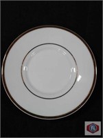 Demi. Saucer with gold rim (445)