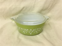 Pyrex CRAZY DAISY Baking Dish with Lid