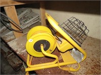 WORKLIGHT WITH CORD REEL