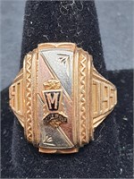 1950 Littlewolf HS Class Ring 10K