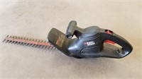 Black & Decker 16" Hedge Trimmer