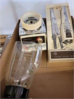 OSTERIZER BLENDER AND ELECT. KNIVES