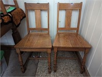 (4) Antique Oak Kitchen Chairs
