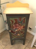 Shabby Chic Painted Cutout Flower Door Side Stand