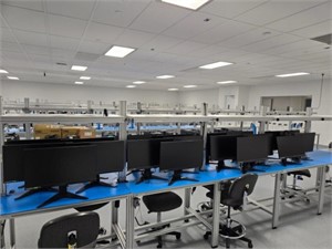 Lenovo Computer Monitors