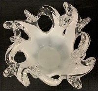 PRETTY MURANO GLASS WHITE CRISTAL DISH