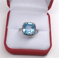 Beautiful Sterling Blue Topaz Ring.  Ring is size