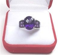 Beautiful Sterling Purple Amethyst Dinner Ring.