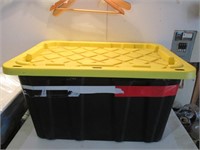 GUC HDX PLASTIC STORAGE TOTE BIN 102L