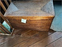 WICKER CHEST NO CONTENTS