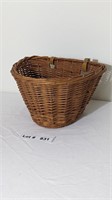 VINTAGE WICKER BICYCLE BASKET