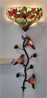 LEADED/STAINED GLASS BIRD THEMED WALL SCONCE