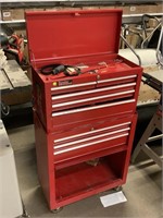 Popular Mechanics Rolling Toolbox - some drawers
