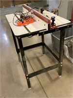 JessEm Router Table with Router and Guide