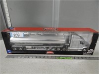 Peterbilt tanker semi in original box; 1/32 scale