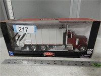 Peterbilt garbage truck in original box; 1/32 scal