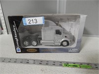 Peterbilt Model 387 semi in original box; 1/32 sca