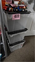 3 FLIP TOP PLASTIC STORAGE TOTES