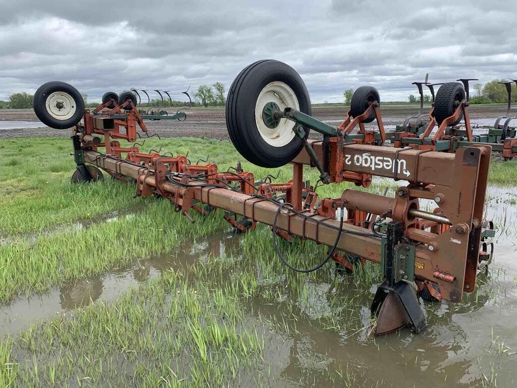 Westgo 2010 3pth 12 Row Crop Cultivator (Off Site)