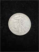 1945 Walking Liberty Half Dollar