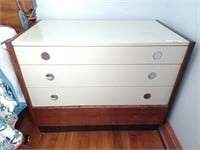3 Drawer Dresser