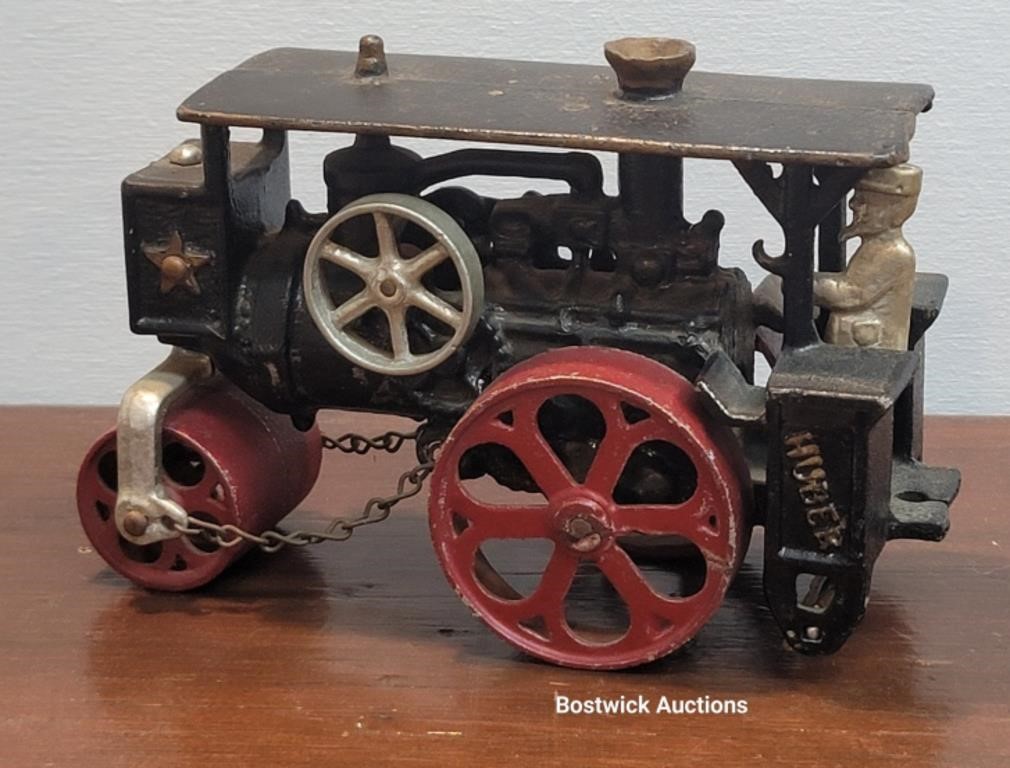 Steam engine tractor toy - aluminum