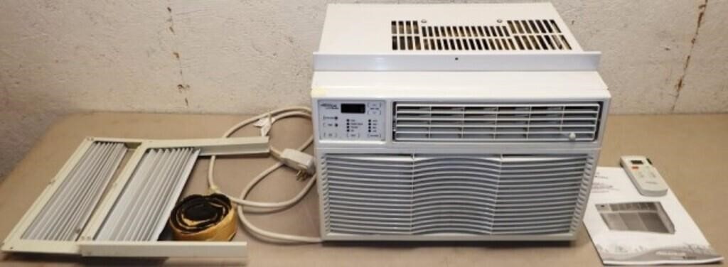 Soleus Window / Room Air Conditioner w/Remote