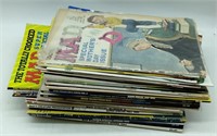 (Z) Vintage Mad Magazines (60's-90's).