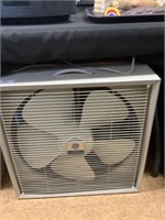 GE 20” Portable Fan w/box.