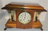 Decorative Seth Thomas Wind-up Mantle Clock