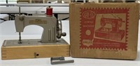 KAYanEE Sew Master Child Sewing Machine