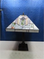 24" TiffanyLook Modern 24" Table Lamp EXC