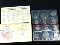 1990 US Mint Uncirculated Coin Set D & P