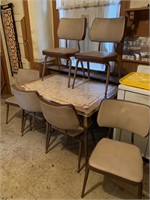 Vintage Formica Woodgrain Table w 6 Chairs