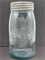 Clear Crown Quart Buldge Jar With proper Top